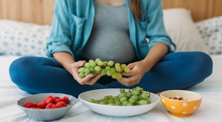 Hamilelikte Üzüm Yemek Zararlı mı?