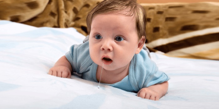 Bebeklerde Salya Akması Nasıl Geçer?