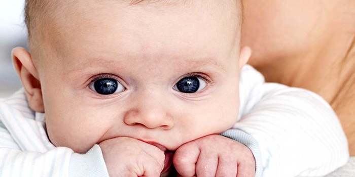 Bebeklerin Göz Rengi Ne Zaman Belli Olur? 